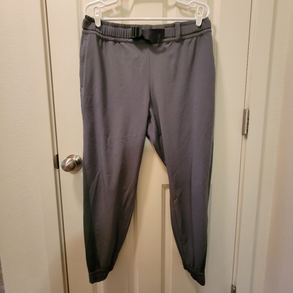 Athleta Olive Green Quest Jogger size 12p - Picture 1 of 9